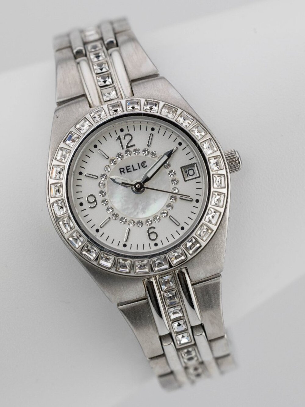 RELIC ZR11788 Crystal MOP Dial Quartz Analog Women's Watch New Battery